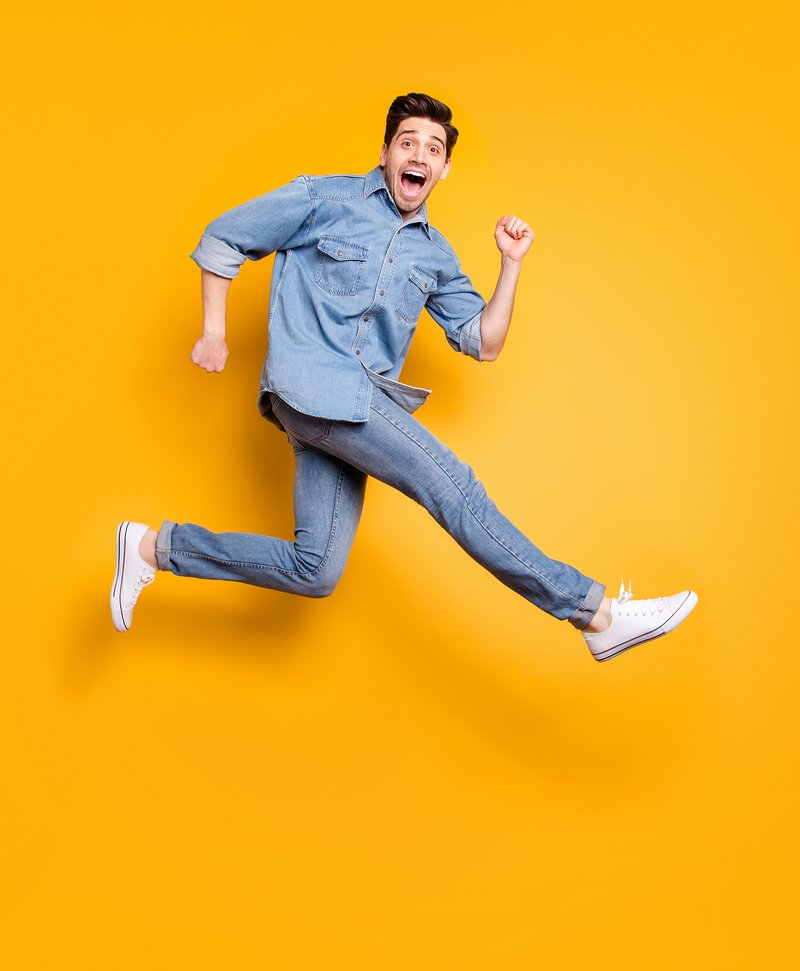 Dieser Mann freut sich über effiziente Prozesse