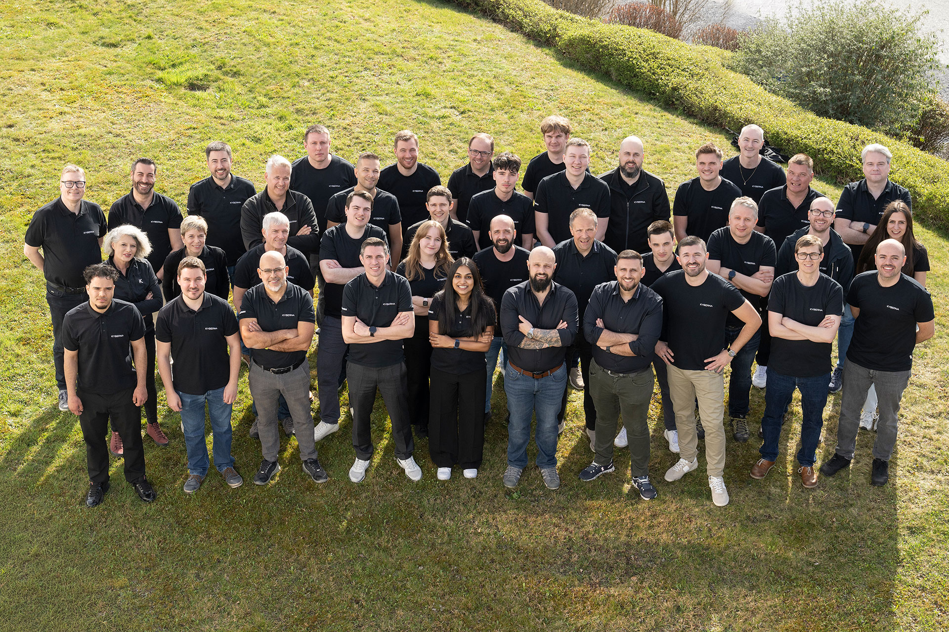 KYBERNA Mitarbeitenden Gruppenfoto 2026 KYBERNA Mitarbeitenden Gruppenfoto 2026